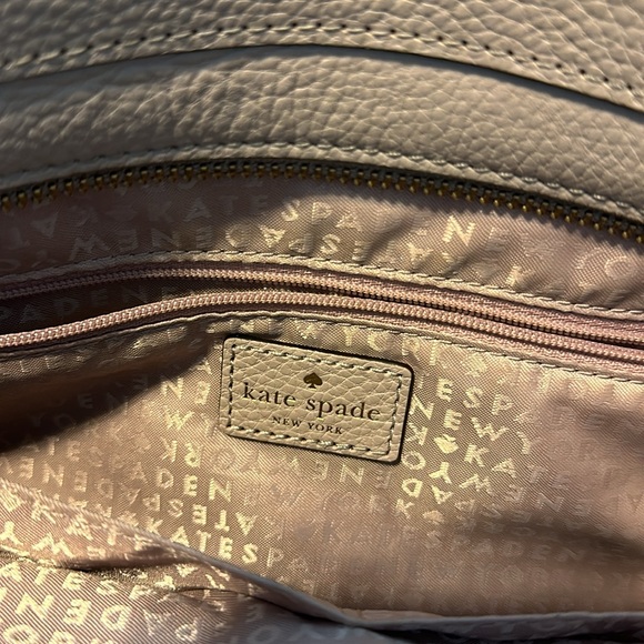 Kate Spade Taupe Pebbled Leather Large Front Flap Tote w/ Black Suede Sides - Picture 6 of 8